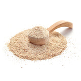 Bio Zitronenpfeffer von Ankerkraut als Häufchen auf einem Gewürzlöffel.