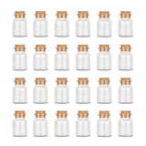 Vierundzwanzig leere Korkengläser von Ankerkraut auf weißem Hintergrund.