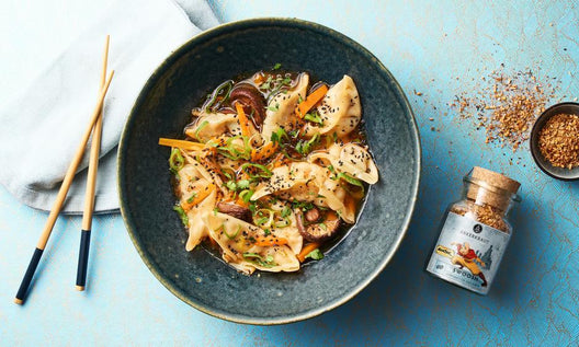 Asiatische Dumpling-Suppe