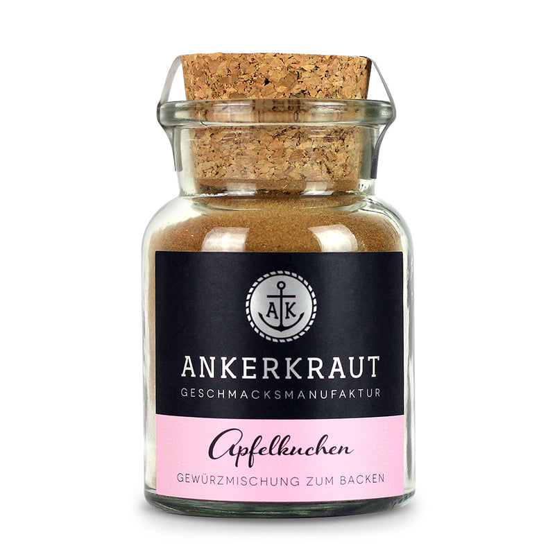 Apfelkuchengewürz von Ankerkraut im Korkenglas auf weißem Hintergrund.