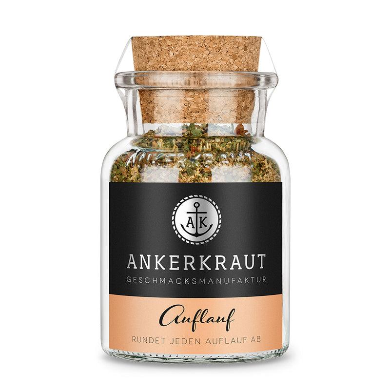 Auflauf Gewürz von Ankerkraut im Korkenglas auf weißem Hintergrund.