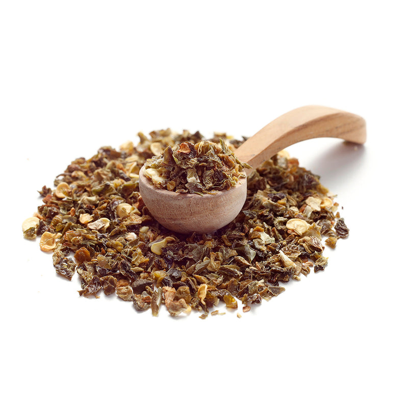 Grüne Jalapenos von Ankerkraut als Häufchen auf einem Gewürzlöffel.