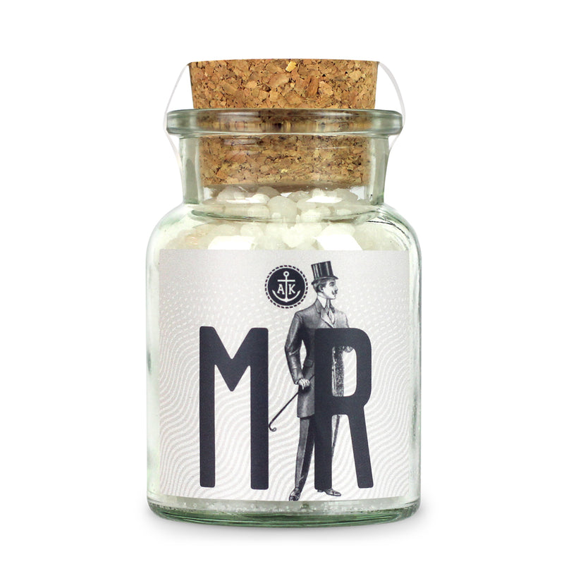 Ankerkraut Mr Salt im Korkenglas auf weißem Hintergrund.