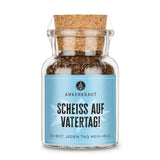 Scheiß Auf Vatertag von Ankerkraut im Korkenglas auf weißem Hintergrund.